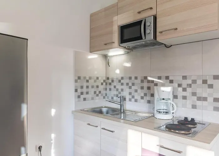 Apartman 1 Bedroom Awesome In Pula