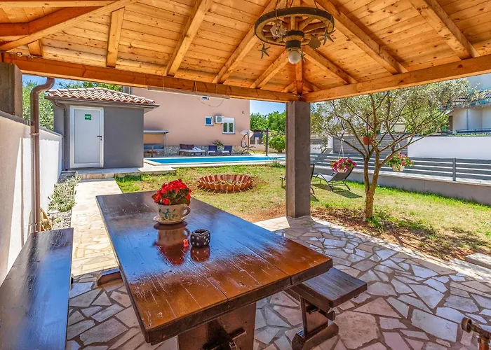 Apartman 1 Bedroom Awesome In *